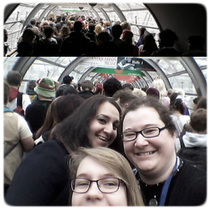 Wir stehen im Stau. Egal, hauptsache Selfie!
