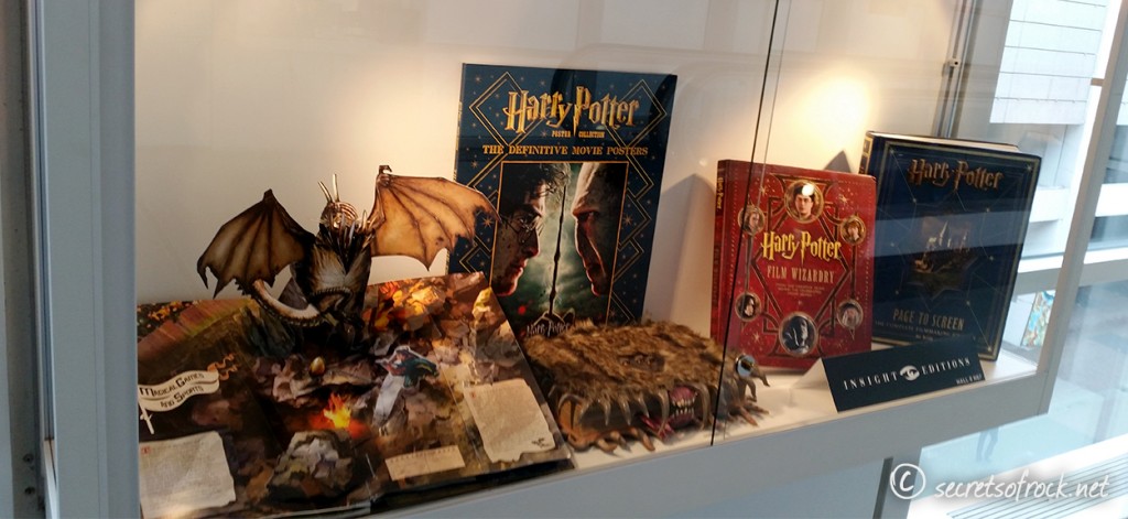 Harry Potter Merchandise in Glasvitrine